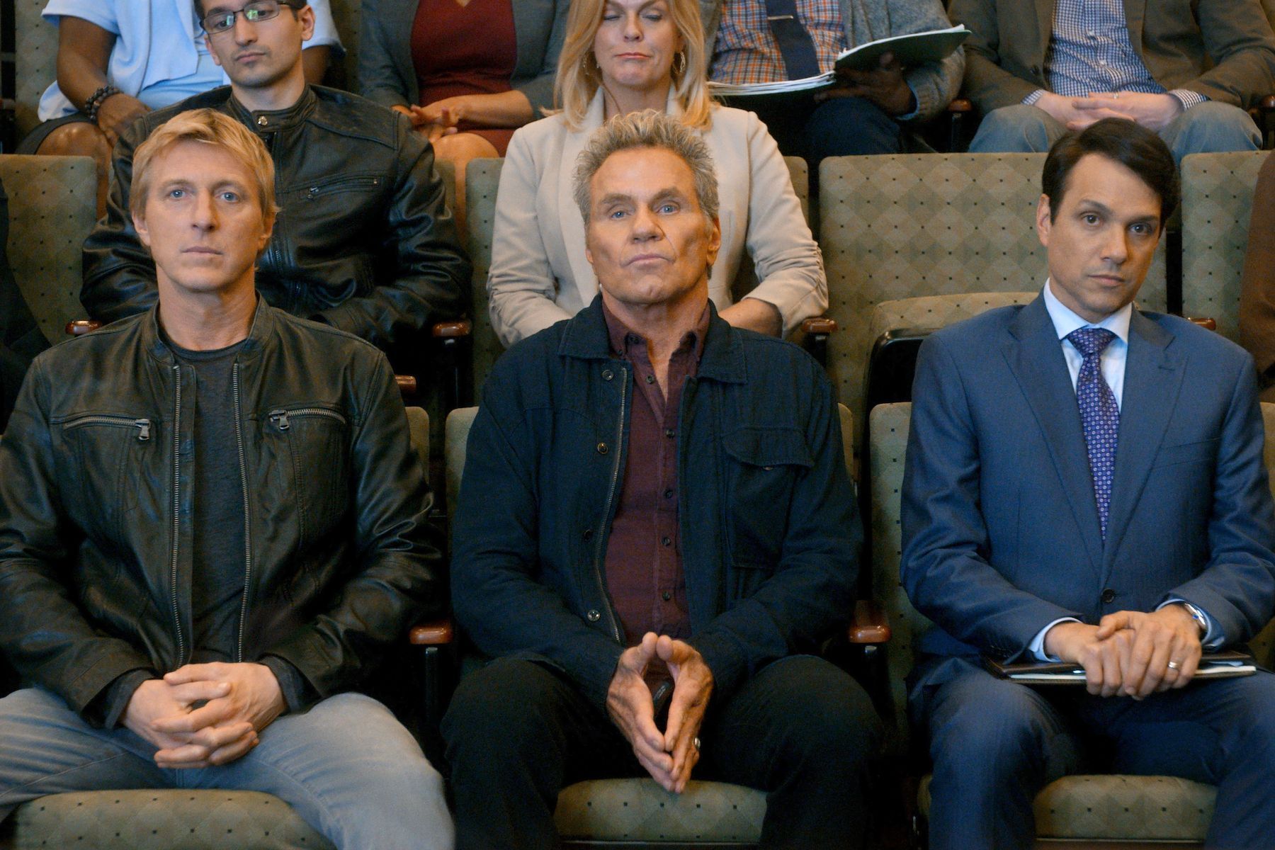 Tercera temporada de ‘Cobra Kai’: peleas de instituto a los 50