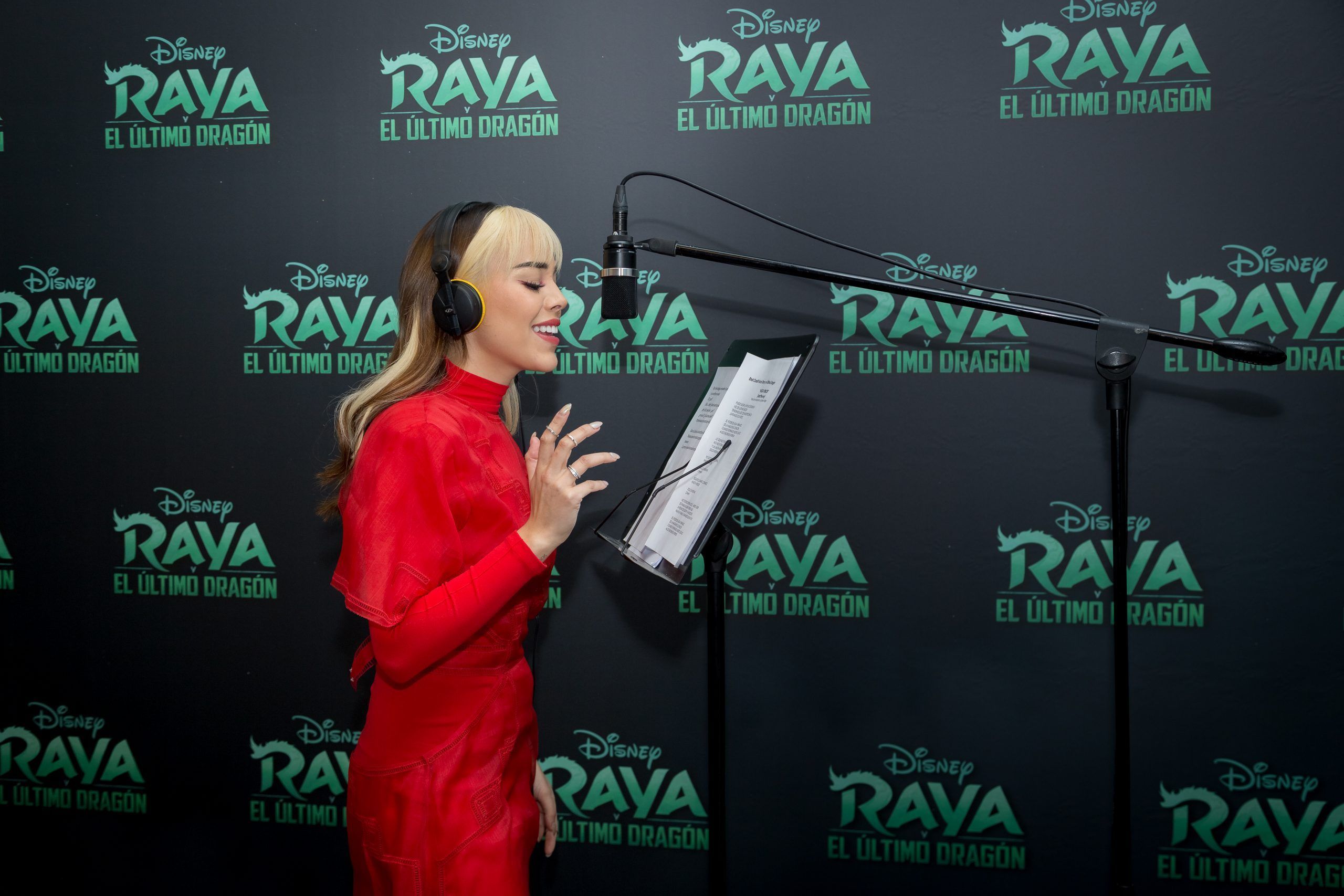 Ya está disponible el videoclip de Danna Paola de ‘Raya y el último dragón’