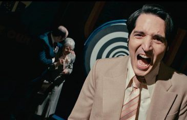 David Dasmalchian en una Imagen de El Último Late Night