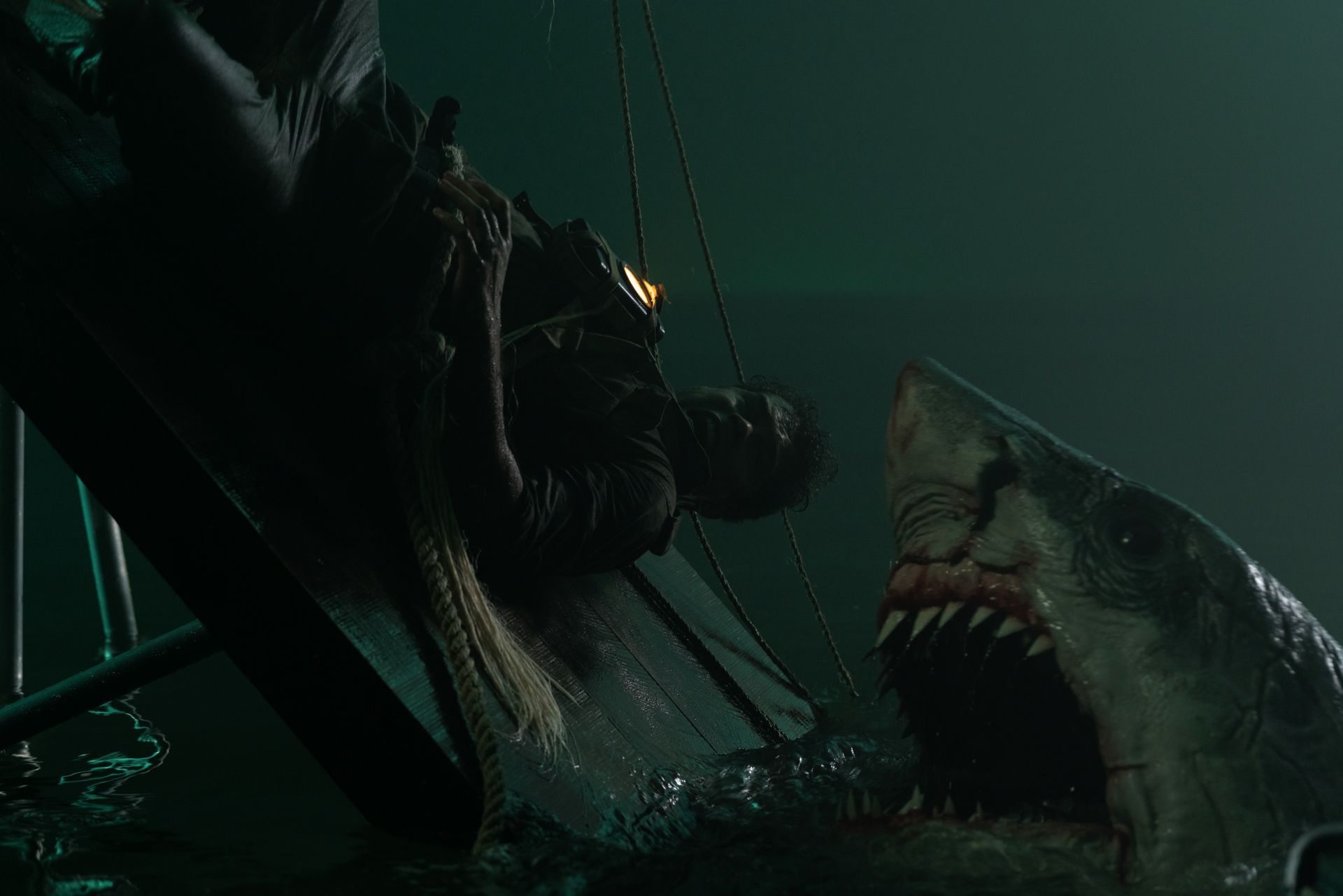Tráiler de ‘Tiburón Blanco: La Bestia Del Mar’
