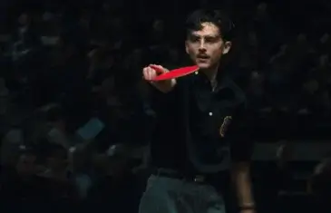 Imagen de la película Marty Supreme.